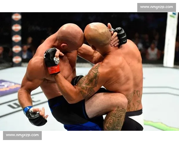 乔恩琼斯挑战科米尔争夺UFC214冠军之战精彩回顾